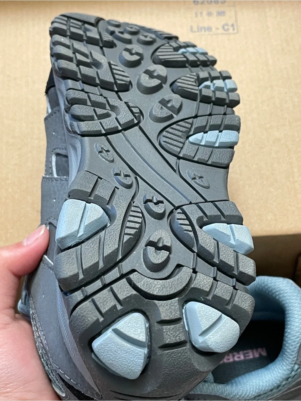 New Merrell Teal and Gray girl Trail Shoes with Pink Accent Size little girl 13M - Picture 4 of 7
